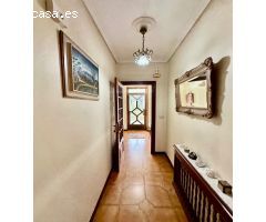 Espectacular Chalet en Ares