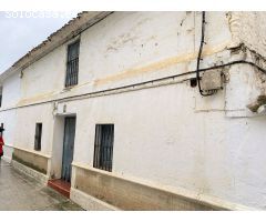 Casa de Pueblo en Venta en Sedella, Málaga