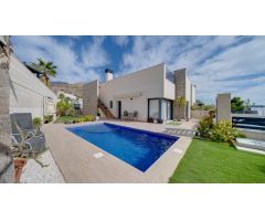 Chalet en Venta en Finestrat, Alicante