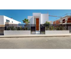 Chalet en Venta en Polop de la Marina, Alicante