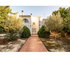 GRAN CHALET EN ZARANDONA