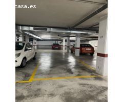Se vende plaza de garaje en JUAN DE BORBON próximo tranvía Palmeral de zaraiche