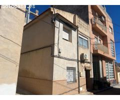 Casa para reformar en el encantador pueblo de Barinas, en ABANILLA
