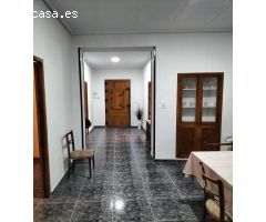 Bonita casa en el centro de Barinas con patio