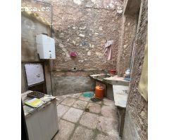 Casa en esquina en la avenida principal de Barinas, Abanilla