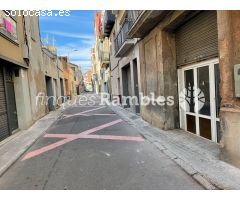 LOCAL PER A MAGATZEM, GARATGE O COMERCIAL ZONA CARRER SANT MAGÍ
