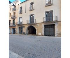 LOCALET CARRER STA MARIA