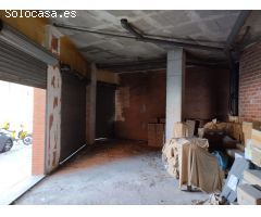 GRAN LOCAL COMERCIAL EN LLOGUER ZONA LES FLORS