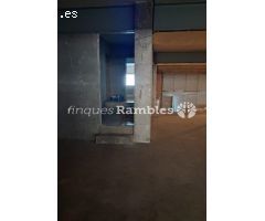 SOLAR AMB EDIFICI IDEAL PER INVERSIÓ EN CONSTRUCCIÓ