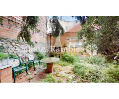 CASA AMB JARDÍ EL POBLE SEC