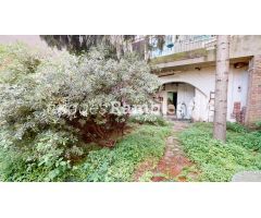 CASA AMB JARDÍ EL POBLE SEC