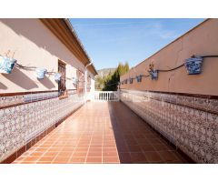 Casa con terreno en Venta en Huetor de Santillan, Granada