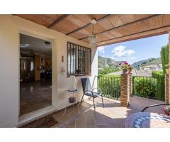 Chalet en Pinos Genil
