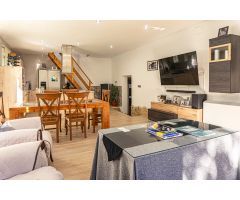 ESPECTACULAR CASA CON TERRENO EN LA SIERRA SUR