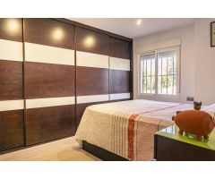 ESPECTACULAR CASA CON TERRENO EN LA SIERRA SUR