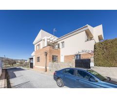 Villa independiente con piscina privada a poca distancia del pantano