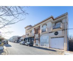 Casa amplia en 2 plantas en Ventas de Huelma.