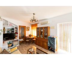 Adosado con Encanto en La Caleta, Salobreña – A 50 Metros del Mar