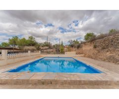OPRTUNIDAD DE CHALET ZONA HONDON DE LAS NIEVES