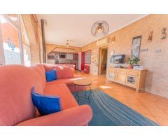 CHALET EN URBANIZACION LAS LOMAS