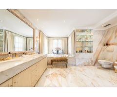Villa de Lujo en Venta en Marbella, Málaga