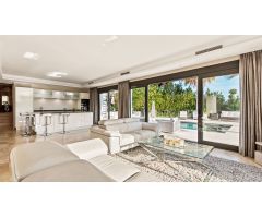 Villa de Lujo en Venta en Marbella, Málaga