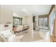 Villa de Lujo en Venta en Marbella, Málaga