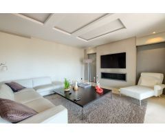 Villa de Lujo en Venta en Coristanco, Málaga
