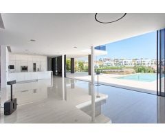 Villa de Lujo en Venta en Marbella, Málaga