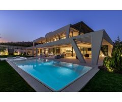 Villa de Lujo en Venta en Marbella, Málaga