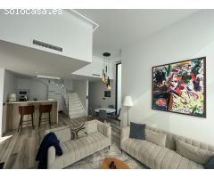 VILLA EN LOS BALCONES CON PISCINA Y SOLÁRIUM