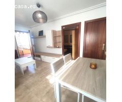 APARTAMENTO CON VISTAS DESPEJADAS Y PISCINA COMUNITARIA