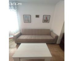 APARTAMENTO CON VISTAS DESPEJADAS Y PISCINA COMUNITARIA
