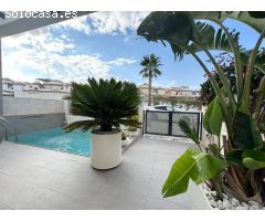 CHALET MODERNO CON PISCINA PRIVADO!