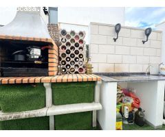 CHALET MODERNO CON PISCINA PRIVADO!