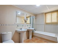 DÚPLEX CON VISTAS DESPEJADAS AL MAR EN CAMPOAMOR