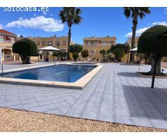 ADOSADO CON TRES DORMITORIOS, PISCINA Y JARDÍN EN UN ENTORNO ÚNICO DE NUESTRA COSTA