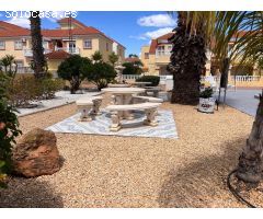 ADOSADO CON TRES DORMITORIOS, PISCINA Y JARDÍN EN UN ENTORNO ÚNICO DE NUESTRA COSTA