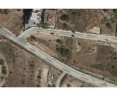 Venta de solar urbano en La Zubia (Zona Altos de La Zubia)