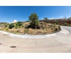 Venta de solar urbano en La Zubia (Zona Altos de La Zubia)