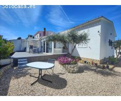 Chalet en Venta en lEscala, Girona