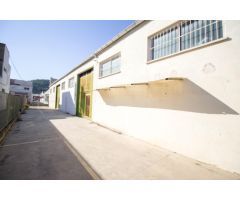 NAVES INDUSTRIALES CON DOBLE ENTRADA