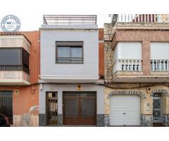 CASA EN CALLE NARANJO