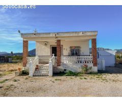 CASA EN EL BROSQUIL