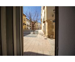 Casa para Reformar en Zona Céntrica y Tranquila