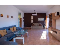 Chalet con piscina y amplias terrazas en Urbanización San Cristóbal