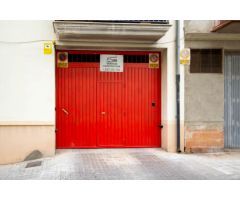 Garaje en venta en la zona de La Bola, ideal para inversores