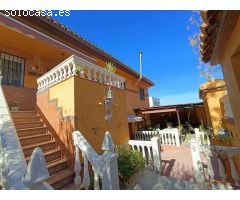 Gran casa unifamiliar con 2 apartamentos separados cerca de Granada ciudad