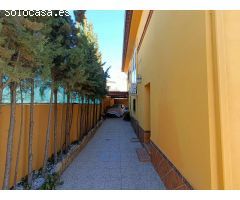 Gran casa unifamiliar con 2 apartamentos separados cerca de Granada ciudad