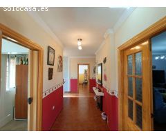 Gran casa unifamiliar con 2 apartamentos separados cerca de Granada ciudad